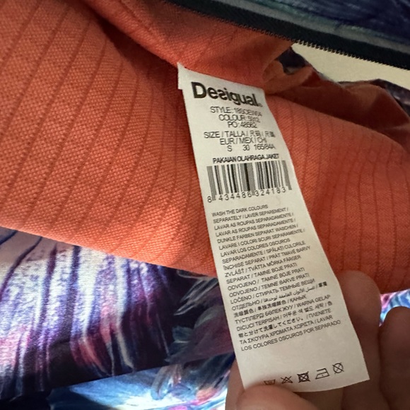 Desigual lightweight packable windbreaker Judith jacket size small - Picture 14 of 15